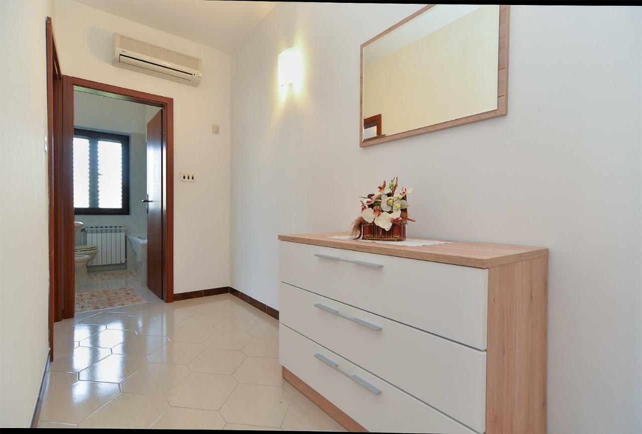 Apartment Gracijela 827 Медулин Экстерьер фото